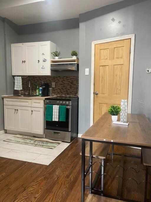Cozy Studio Staycation - Brooklyn Close To Train Stations New York Ngoại thất bức ảnh